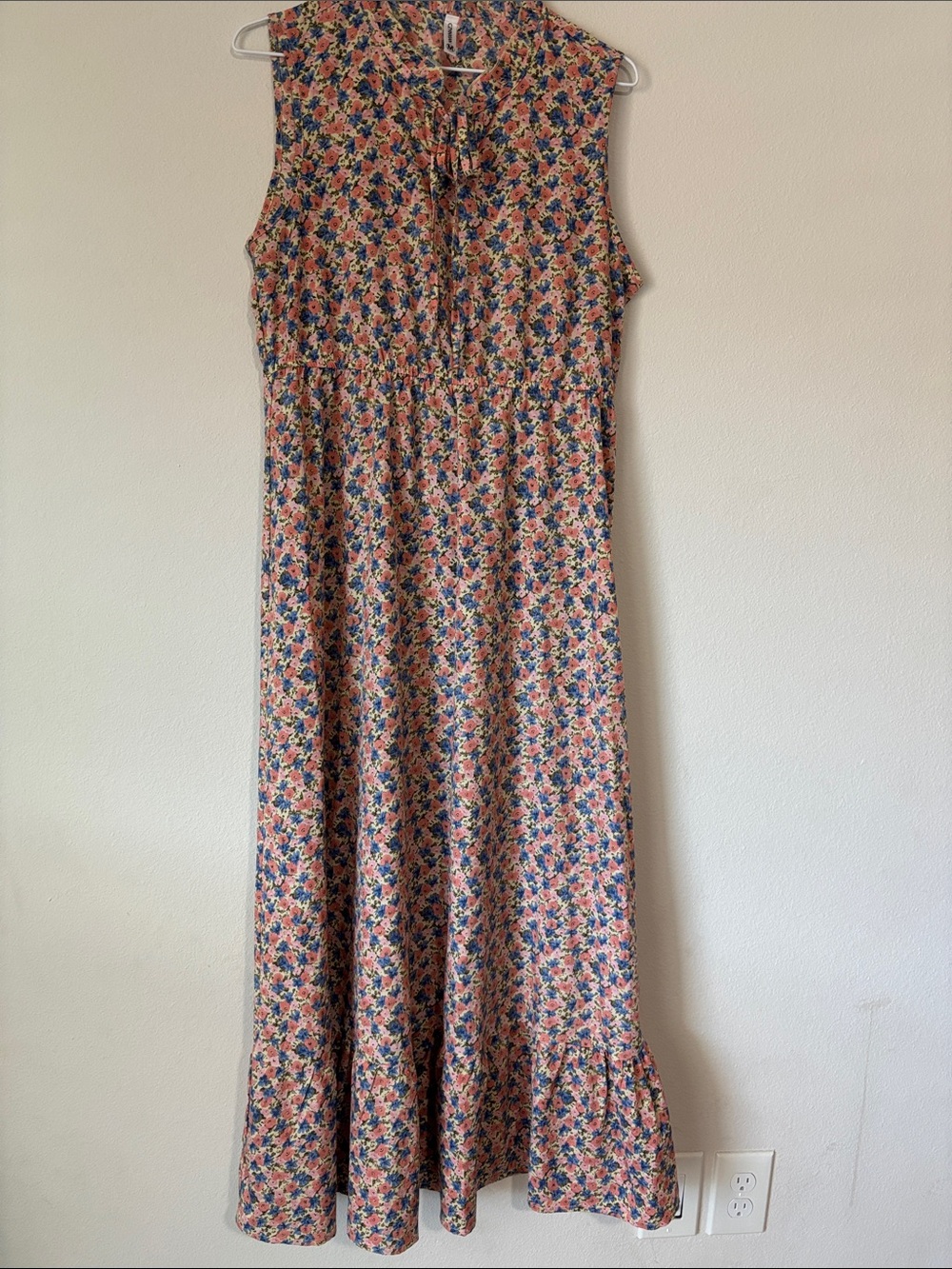 Sleeveless Floral Maxi Dress in Pink and Blue